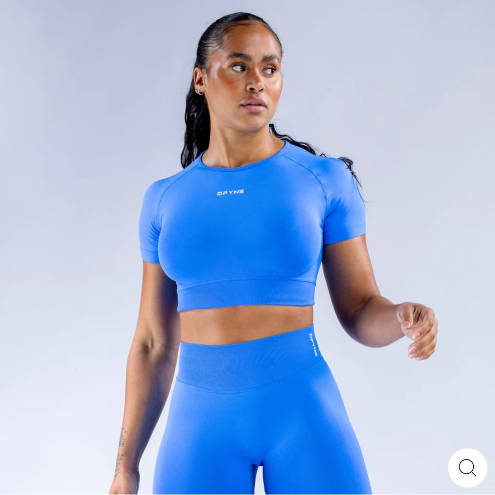 Dfyne Impact Crop Top